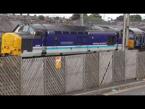 37425 ' 0z26 Carlisle Kingmoor - Crewe Gresty Bridge 1st August 2022