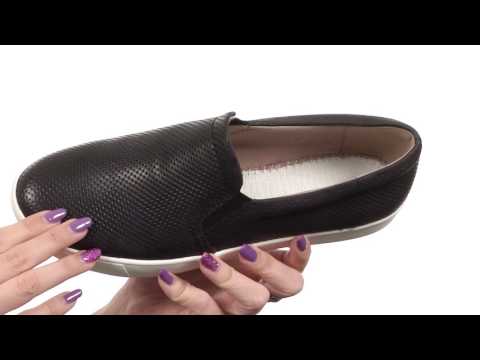 Naturalizer Womens Marianne Sneaker Naturalizer Womens Marianne Sneaker