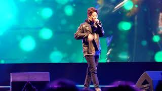 181103 딘딘(DinDin) 불면증(Insomnia) 직캠 [4K] (2018 희망드림 가을콘서트)