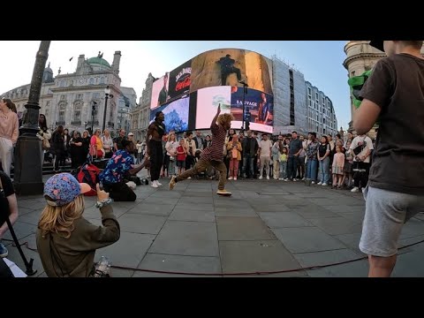 Gareth Emery feat. Maria Lynn - Missing You (London Video)