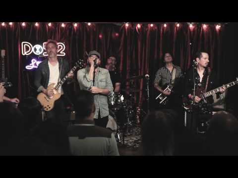 The Echocentrics - "Death of a Rockstar" | A Do512 Lounge Session