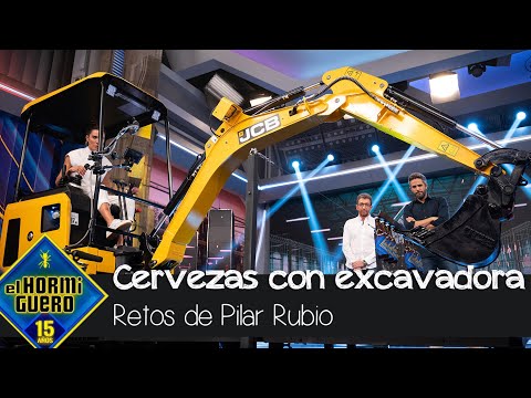 Pilar Rubio tiene que colgar seis cervezas de un cable con una excavadora - El Hormiguero