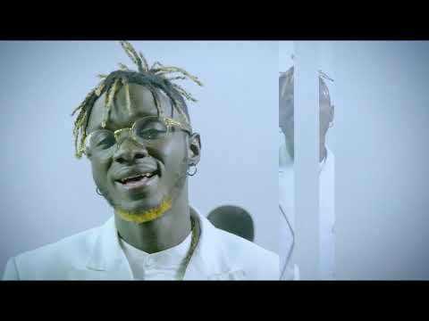 ATHIASS LAMOUZIKI _ VOVOVO (Official video)