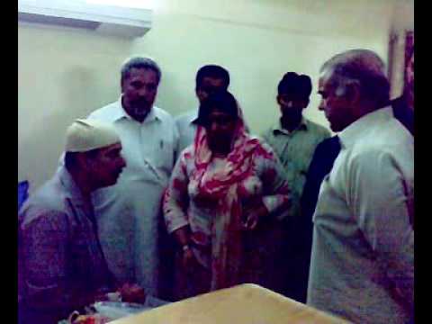 Vehari CM Shahbaz Sharif  Present Flowers to Zahid Wahla  Tahmina Daultana&Sh Khalid Masood Sajid Bureau Chief Daily KHABRAIN Channel 5  Also Present 