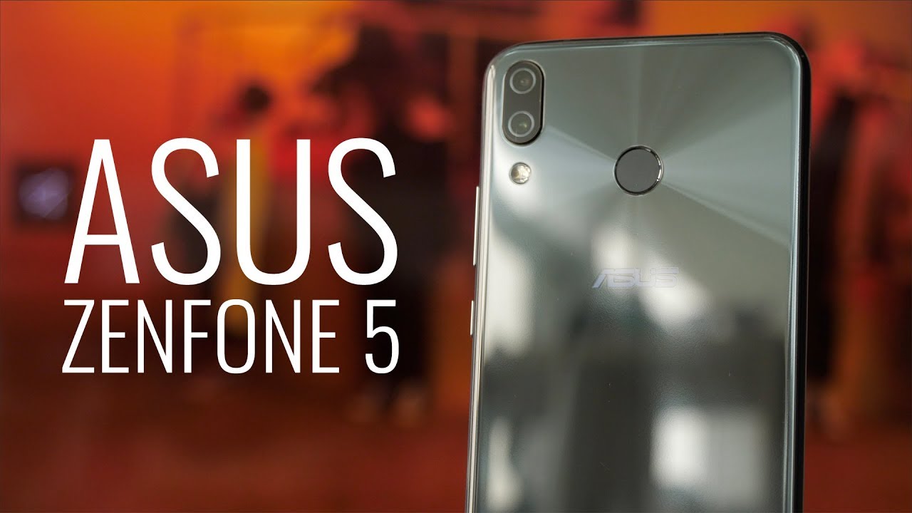 Asus ZenFone 5 4/64Gb MoonLight White (ZE620KL-1B065WW) video preview