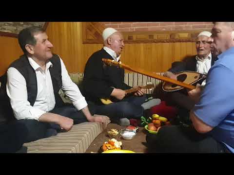 Ali Krasniqi & Bajram Baja dhe Hazir Krasniqi. Ne oden e Ali krasniqit per qef te Maliqit