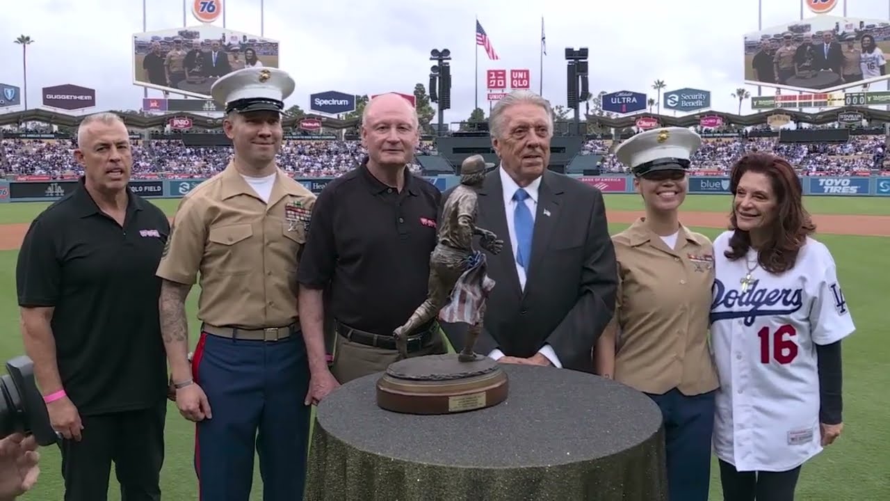 Dodgers honor Rick Monday 50 years after saving the American flag in the outfield (Full ceremony)