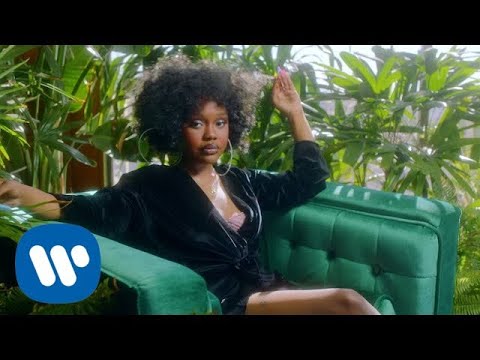 Amindi - Love Em Leave Em (feat. Kari Faux) [Official Music Video]