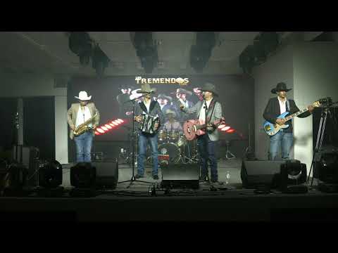 Azteca Records En Vivo - Los Tremendos Leon
