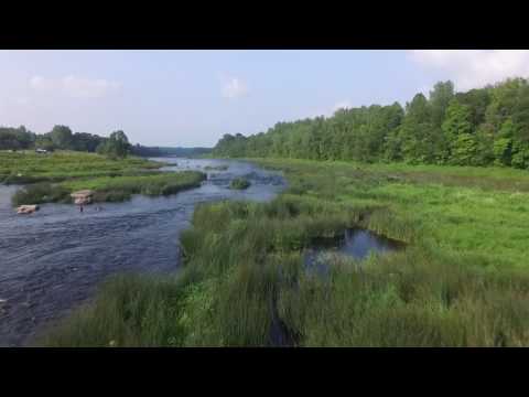 Любэ -"Ты неси меня, река".