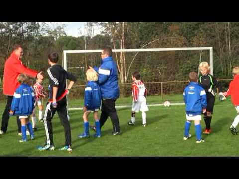 Voetbal, DOSL - Dommelen F1 - Penalty Kick