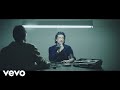 León Larregui - Souvenir 
