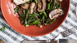 Italian Asparagus &amp; Mushrooms - Low-Carb, Delicious Side Dish!