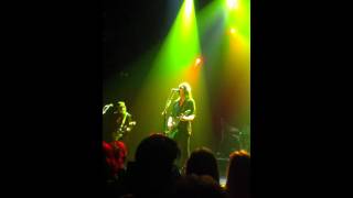 Todd Rundgren - &quot;I Went to the Mirror/Come On In My Kitchen&quot; - 12/7/2010