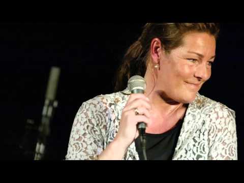 Lis Sørensen  - Stille før storm