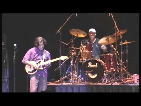 Focus: Live In America 2002.