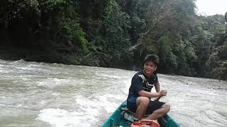 preview picture of video 'Petualangan di sungai semendurut dayak tingalan'