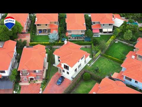 AMPLIA CASA EN VENTA, COND. LA SERENA - ZONA TIQUIPAYA, COCHABAMBA