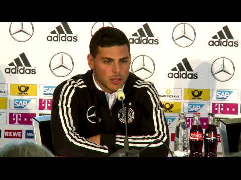 Kevin Volland: "Stoßstürmer liegt mir" | Deutschland - Polen