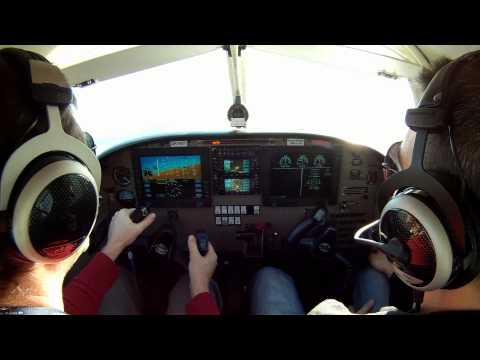 Piper Warrior III, crosswind landing, cockpit view, training flight with instructor