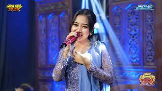 Download lagu LARANE CINTA - NESA NATA JAYA - TARLING EVERYWHERE - LANGIT MUSIC PANTURA - DINDA PUSPITASARI  mp3