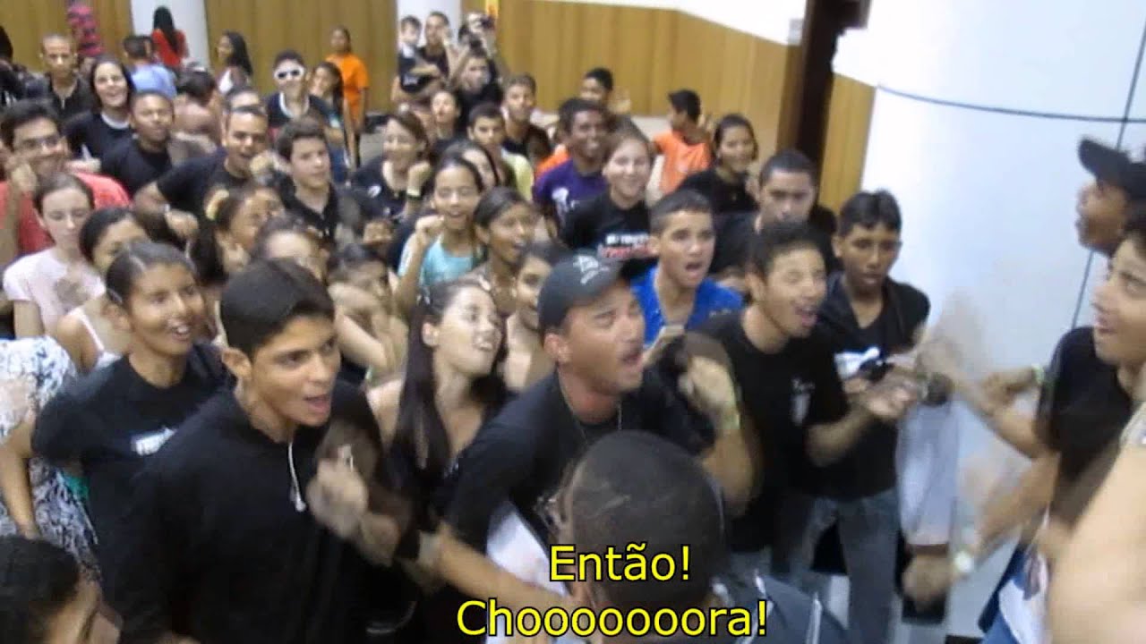 Grito de Guerra - Você Vive Tentando