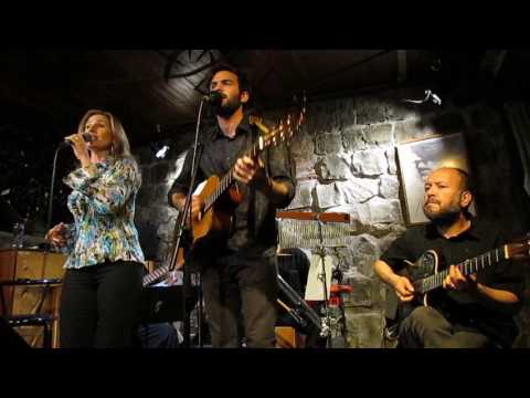 Mama Africa - Cecilia Echenique + Benjamín Walker + Trío