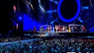 Take That - Hold up a light (The Circus Wembley 19part) HD