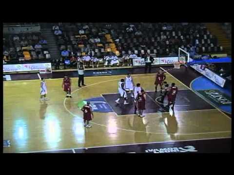 ORO BALONCESTO LEON,77 - C.B. GRANADA,59 (18/10/2011 0:00:00)