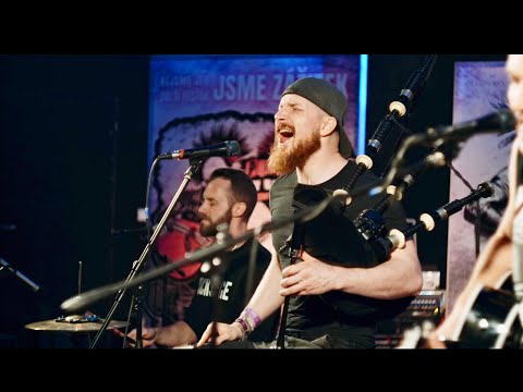 Curlies - Je mi jedno LIVE [UNPLUGGED]