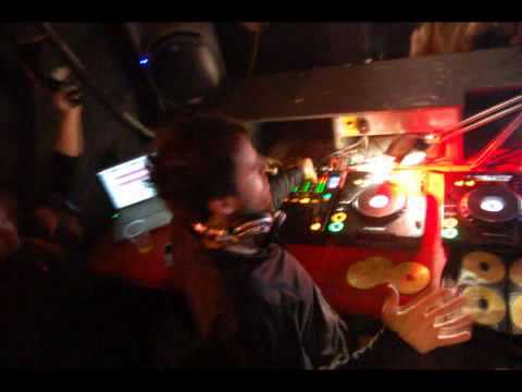 Darude Feat. Blake Lewis - I Ran (Gareth Emery Remix)