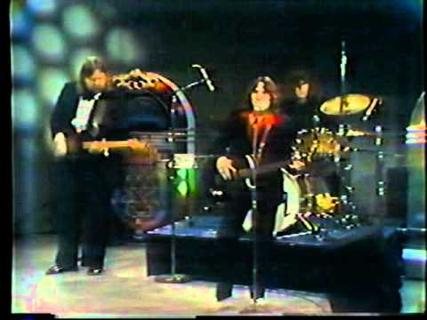 NRBQ   from NRBQ Video Hour    I Got A Rocket In My Pocket   1980
