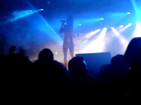 Rebeka Brown & Magic Solutions - Off Shore Sala Box Totem 25-Marzo-2011