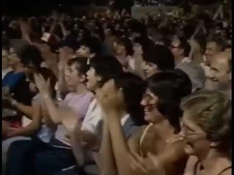 Janet Jackson singing ”I Want You Back” by the Jackson 5 in her fame days. 🖤💎