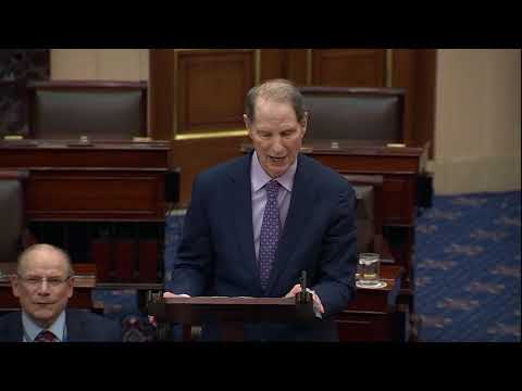 Senate Democrats Block Ernst’s Anti-Fraud Package