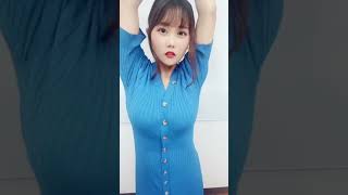 【おっぱい】 乳揺れダンス tiktok #Shorts