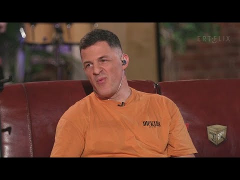 Ο «Εισβολέας» για το πώς ασχολήθηκε με την ελληνική μουσική | 15/06/2022 | ΕΡΤ