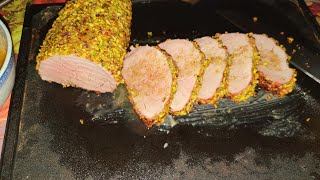 filetto di maiale in crosta di pistacchi