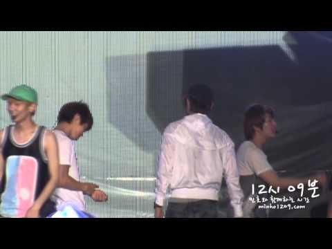 [fancam] 110813 SHINee MInho cute bang@Incheon Corea Music Wave