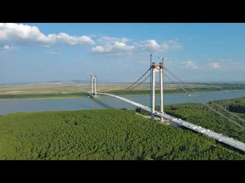 Pod suspendat peste Dunare; Suspension Bridge over the Danube, Braila, Romania ;