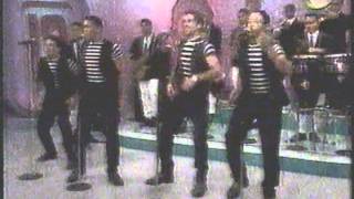 Grupo mania - Ojitos bellos