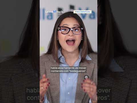 Un micrófono abierto dejó al descubierto cómo ejerce el poder Álvaro Uribe tras bambalinas.