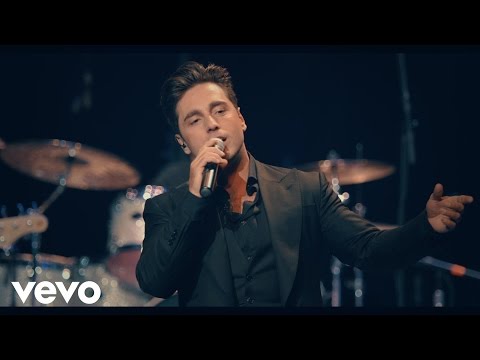 Bustamante - Historia De Un Amor (En Directo En El Teatro De La Ciudad Esperanza Iris / 2016)