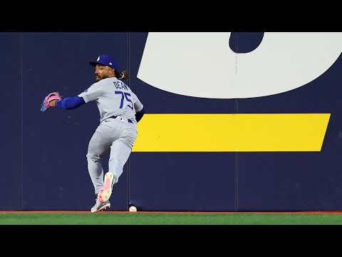 Toronto Blue Jays' late rally attempt halted by controversial rule in World Series Game 6 defeat