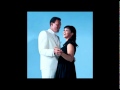 Marvin Gaye & Tammi Terrell - Give A Little Love