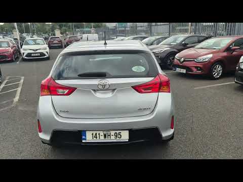 Toyota Auris 1.4 D-4D LUNA 5DR - Image 2