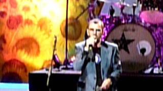 RINGO STARR   WITH A LITTLE HELP FROM MY FRIENDS  .LIVERPOOL EMPIRE ,18.06.2011