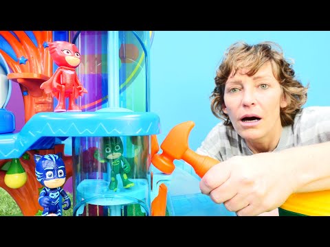 Nicoles Spielzeug Werkstatt - Spielspaß mit den PJ Masks - Gekko steckt im Aufzug fest