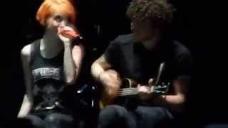 Paramore - Interlude: Moving On (Live at Puerto Rico)