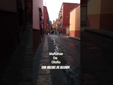 Las mañanas frescas de otoño son lo mejor. #undiaconsolyt #sanmigueldeallende #otoño #noviembre